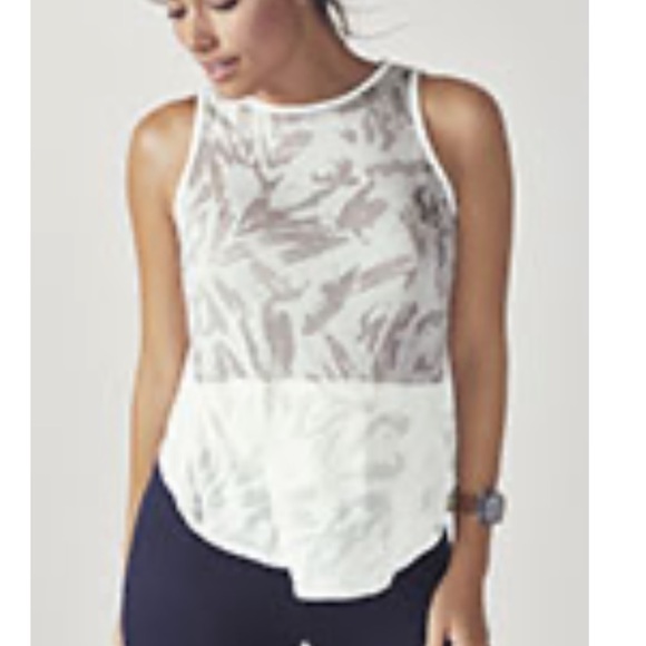 Fabletics Millie Tank - Picture 4 of 4